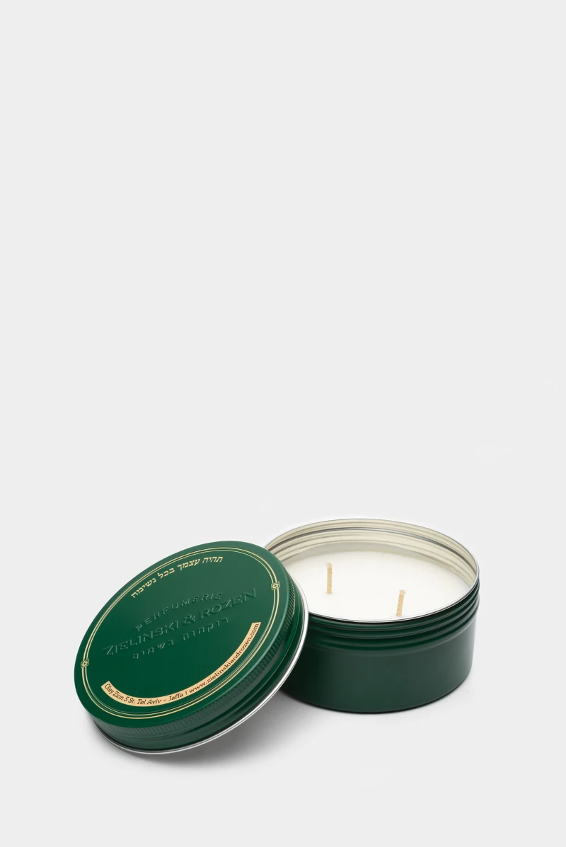 ラッキー Ароматическая свеча Zielinski & Rozen black pepper, amber, neroli