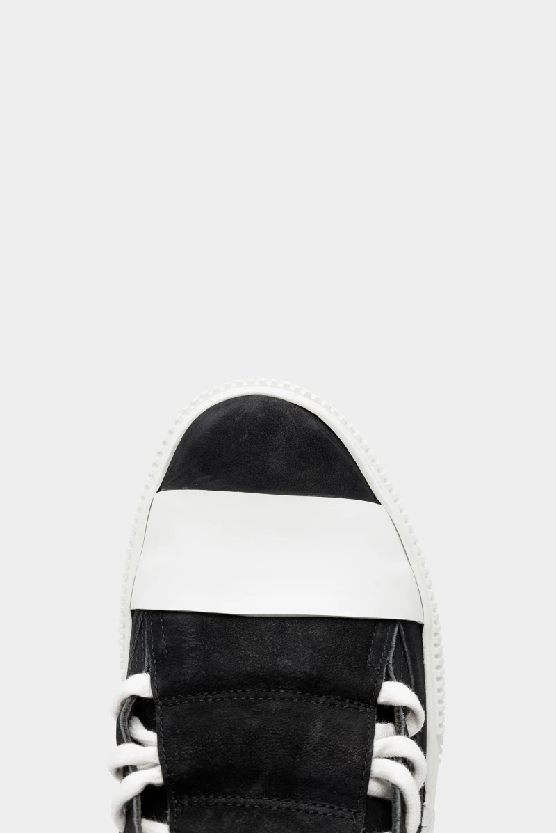 Arxangelskdagi intim uchrashuvlar uchun fohishalar Oriq yassi kokrakli birinchi kurs soradi