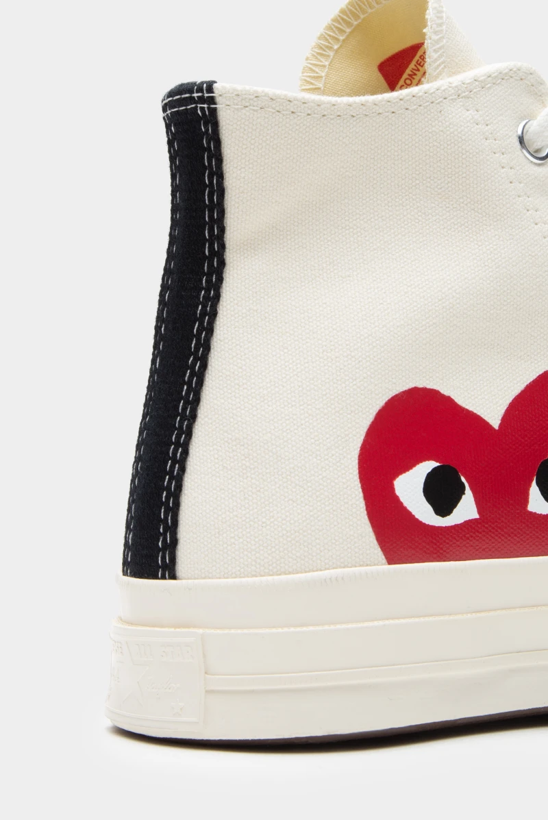 Comme des Garcons PLAY