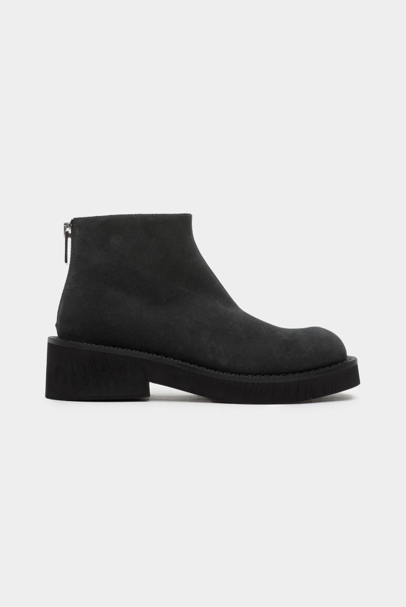 Ботинки MM6 Maison Margiela ankle boot stretch limo 9050241094 - купить в Москве за 53590 руб. - интернет-магазин Leform Ботинки MM6 Maison Margiela ankle boot stretch limo 9050241094 - купить в Москве за 53590 руб. - интернет-магазин Leform