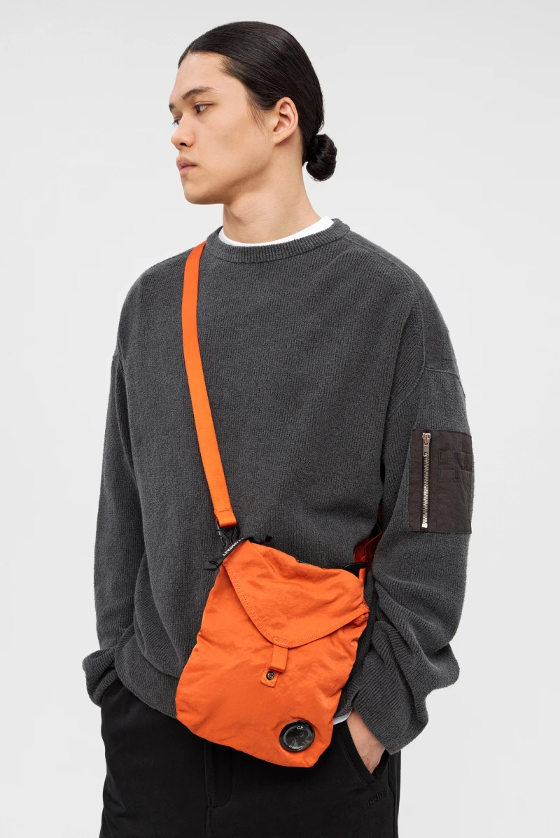 Сумка C.P. Company nylon b crossbody bag harvest pumpkin