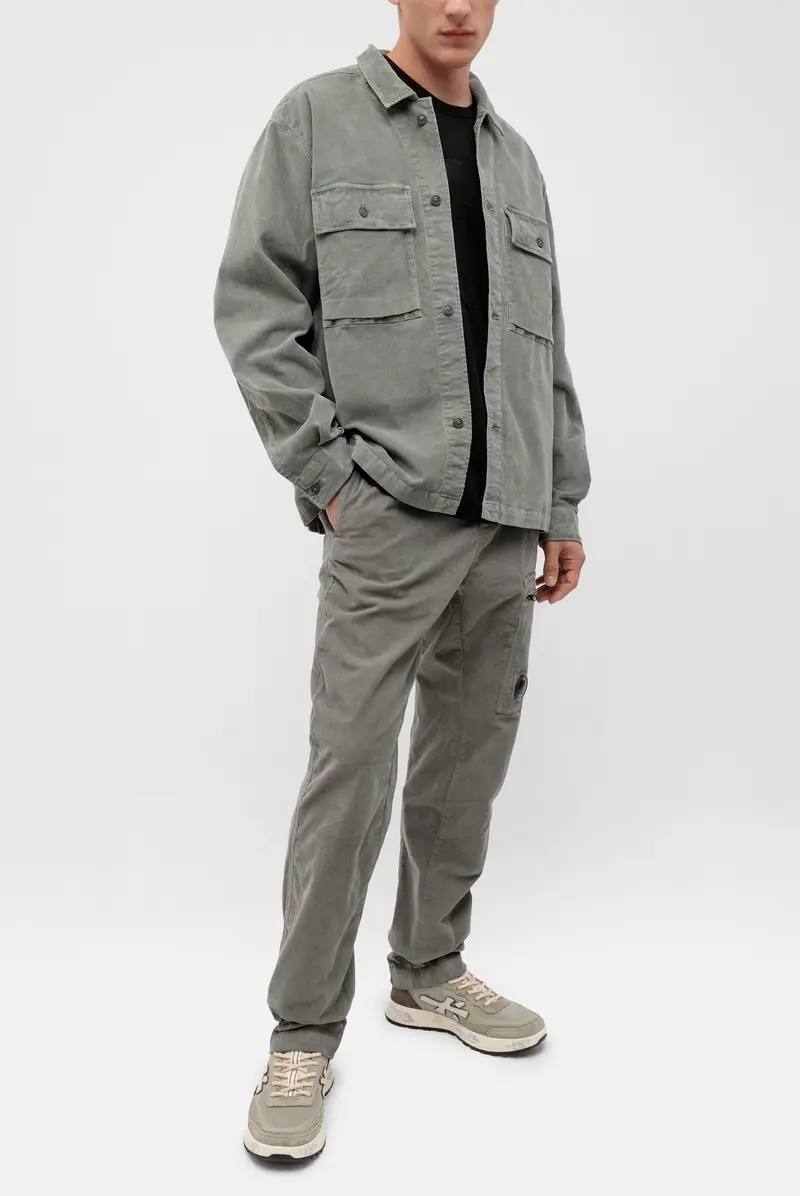 着画あり　CP company corduroy cargo pants Брюки C.P. Company corduroy lens cargo pants grape leaf