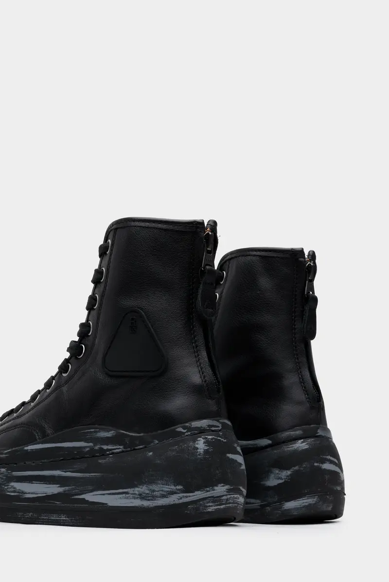 Кеды R13 distressed 10-hole kurt black 9153242069 - купить в Кеды R13 distressed 10-hole kurt black 9153242069 - купить в