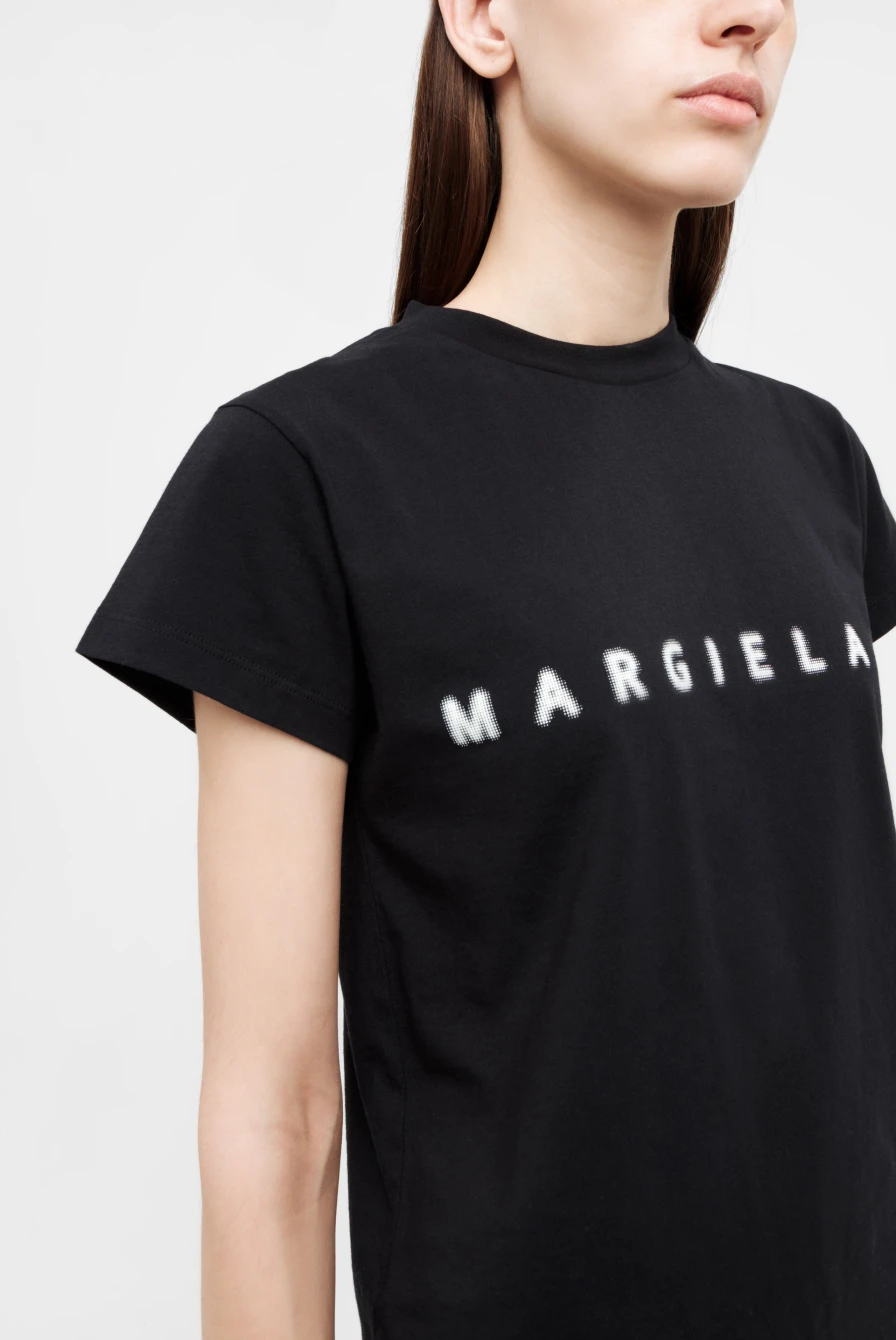 Tシャツ・カットソー (W) MM6 Maison Margiela Glow In The Dark T-shirt Black MM6 Maison Margiela Logo print T-shirt - Black