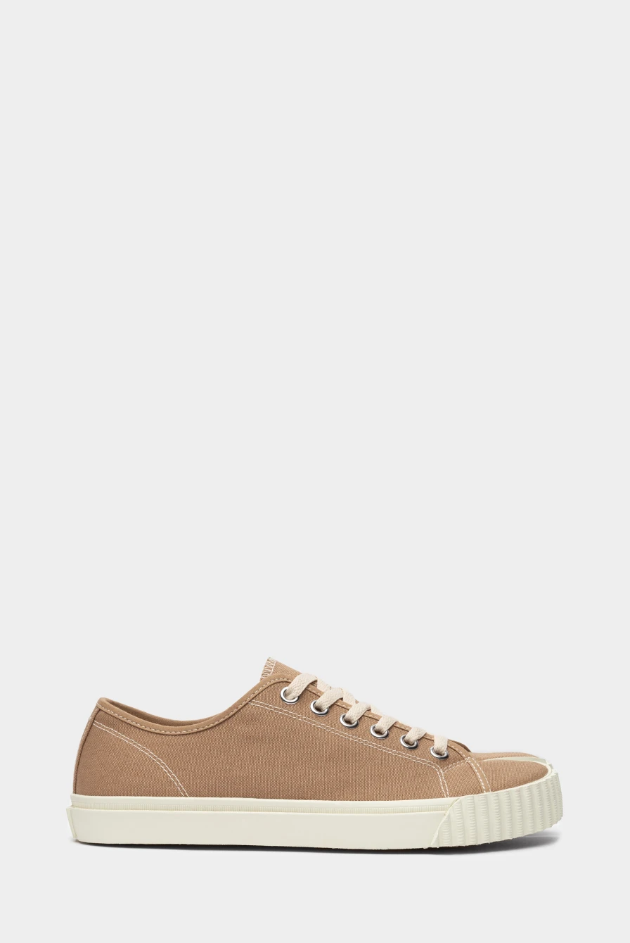 Таби кеды марджела. Maison margiela кеды tabi. Мейсон марджела кеды. Кеды таби. Maison margiela кеды tabi.