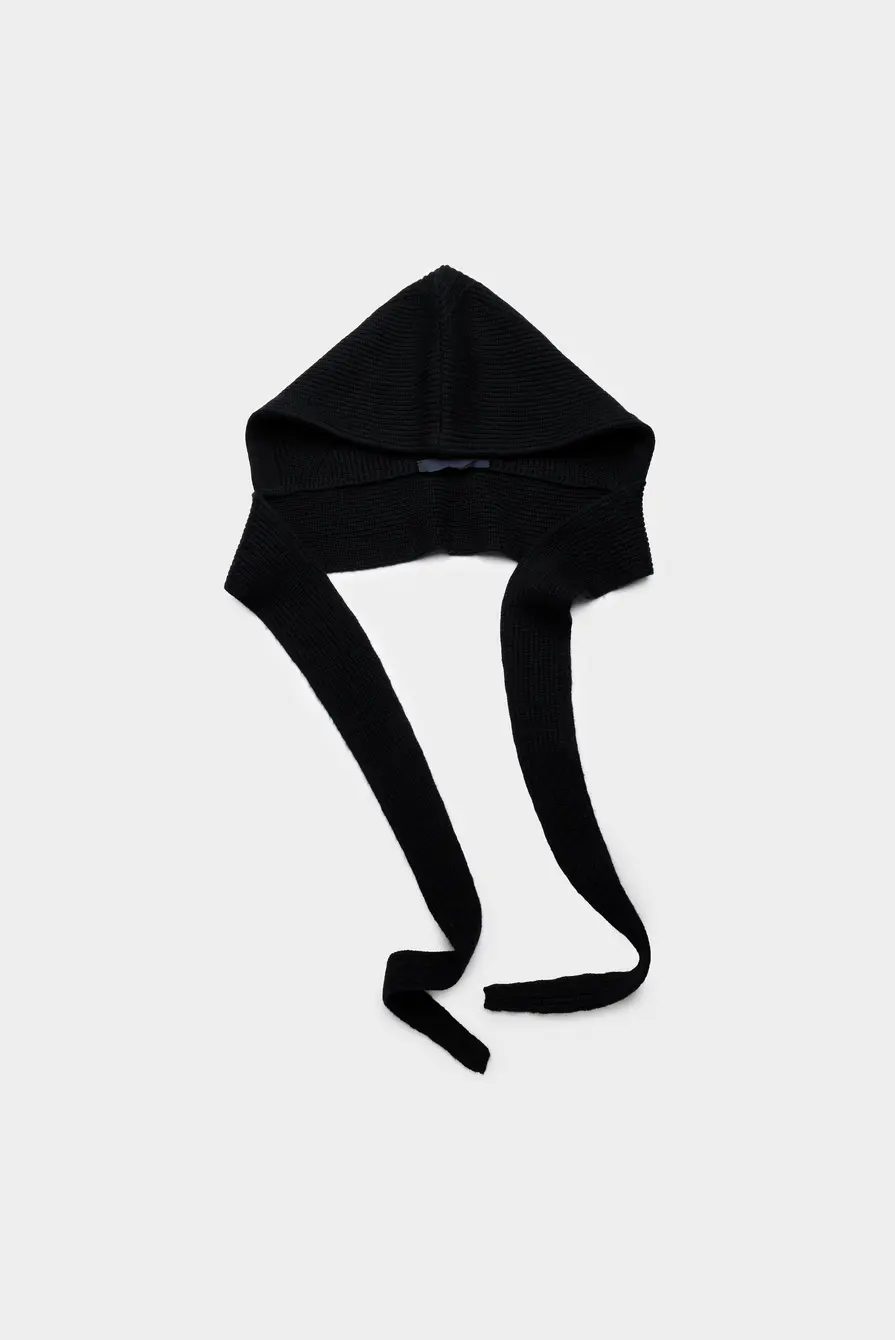 Капор Juun.J balaclava jw5y8bw015 black 9676252086 - купить в Москве за 36990 руб. - интернет-магазин Leform